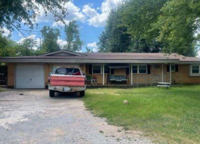 Property at 9300 NE 46th St, Spencer, OK 73084, 3 beds, 1.5 baths