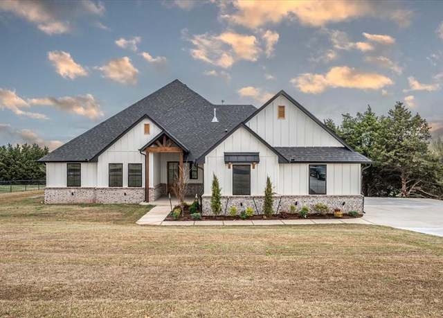 Property at 4480 Raymond Ln, Guthrie, OK 73044, 4 beds, 2.5 baths