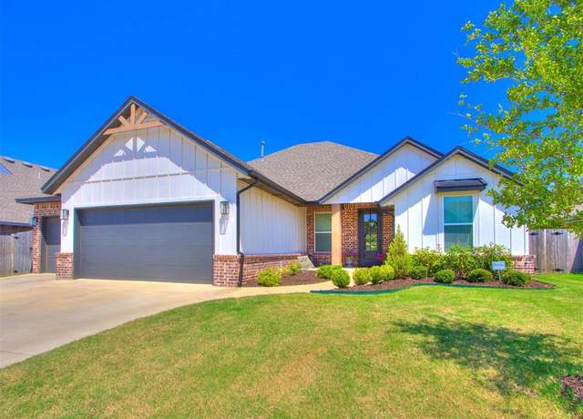 Property at 2511 Charlton Dr, Norman, OK 73071, 4 beds, 2.5 baths