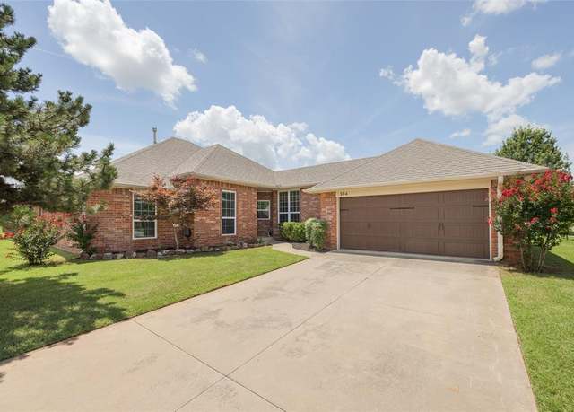 Property at 304 Coldbrook Cir, Edmond, OK 73003, 3 beds, 2 baths