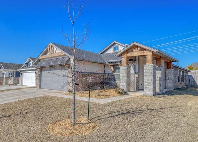 Property at 12817 NW 4th St, Yukon, OK 73099, 3 beds, 2 baths