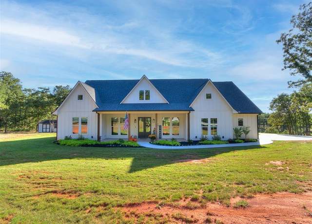 Property at 9351 Creek View Rd, Guthrie, OK 73044, 4 beds, 2.5 baths