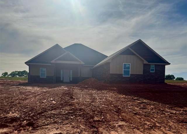 Property at 1428 County Street 2977, Blanchard, OK 73010, 4 beds, 2.5 baths