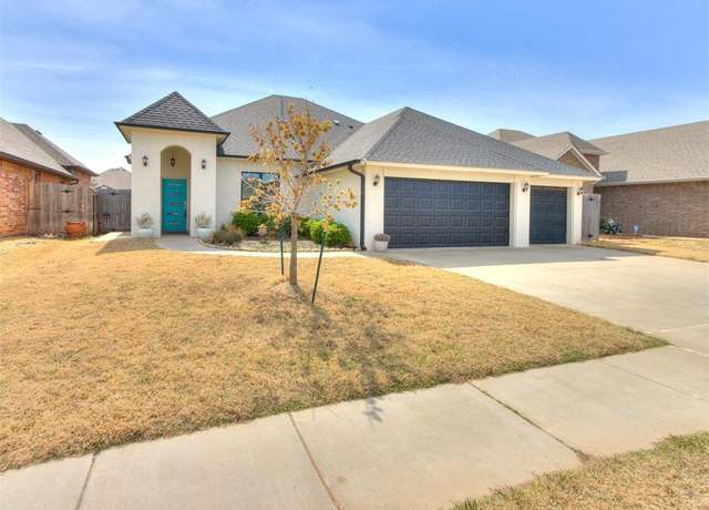 Property at 3112 NW 184th Ter, Edmond, OK 73012, 3 beds, 2 baths