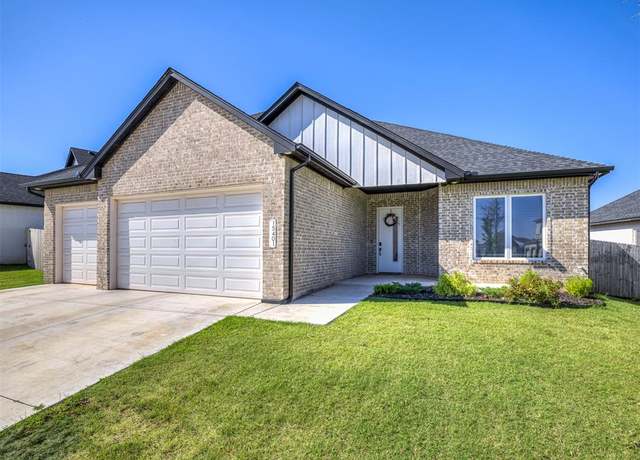 Property at 15401 Jasper Ln, Edmond, OK 73013, 4 beds, 2 baths
