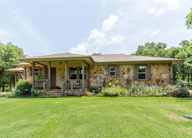 Property at 11700 Kimberly Dr, Guthrie, OK 73044, 3 beds, 2.5 baths