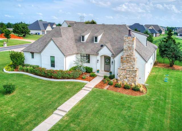 Property at 2120 Treviso Ct, Edmond, OK 73034, 4 beds, 3.5 baths