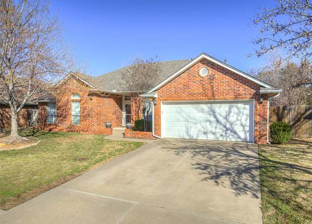 Property at 605 Harrier Hawk, Edmond, OK 73003, 4 beds, 3 baths