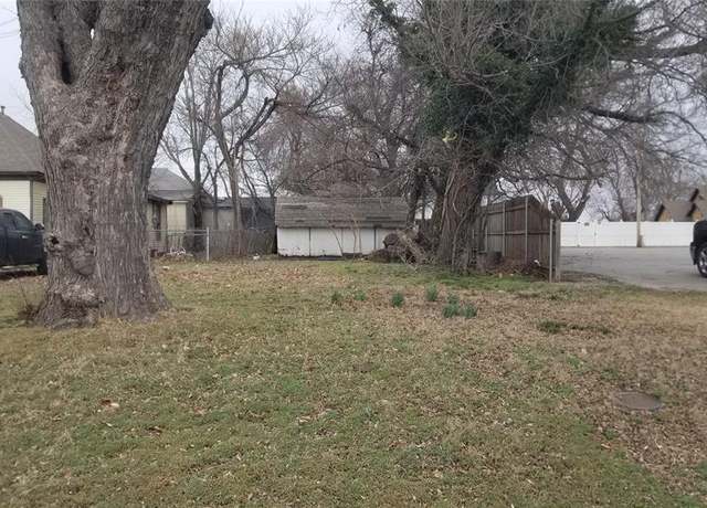 Property at 114 N Barker Ave, El Reno, OK 73036