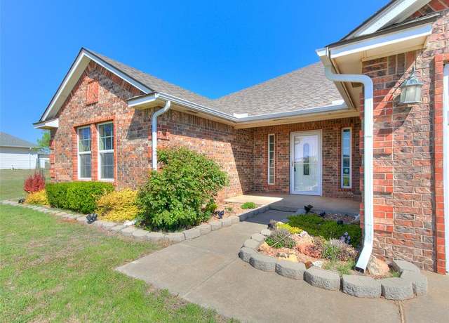 Property at 2165 County Road 1226 Rd, Tuttle, OK 73089, 3 beds, 2 baths