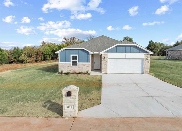 Property at 812 Stella Trl, Guthrie, OK 73044, 3 beds, 2 baths