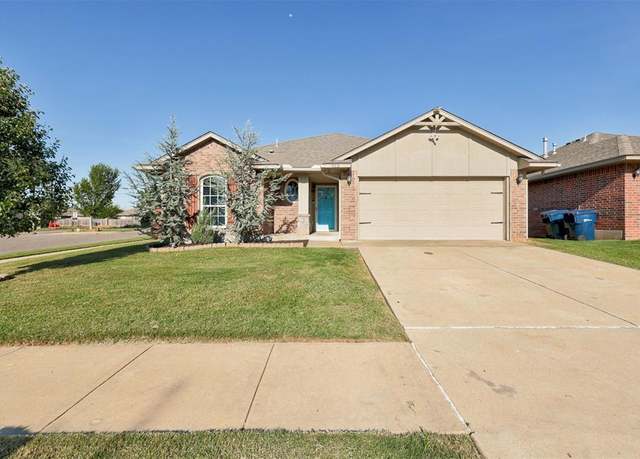Property at 913 Desert Trl, Yukon, OK 73099, 3 beds, 2 baths