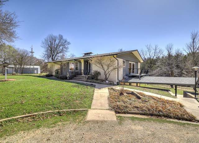 Property at 1802 N 15 St, Perry, OK 73077, 5 beds, 3 baths