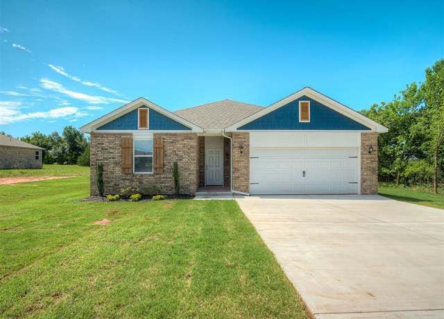 Property at 4546 Kensington Way, Edmond, OK 73025, 3 beds, 2 baths