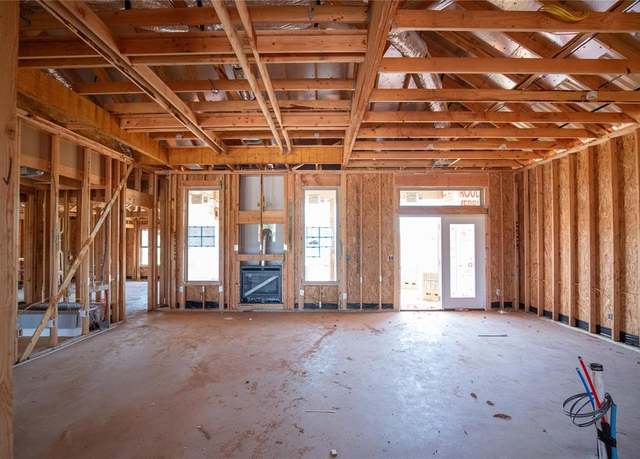 Property at 11516 NW 134th Ter, Piedmont, OK 73078, 4 beds, 2 baths