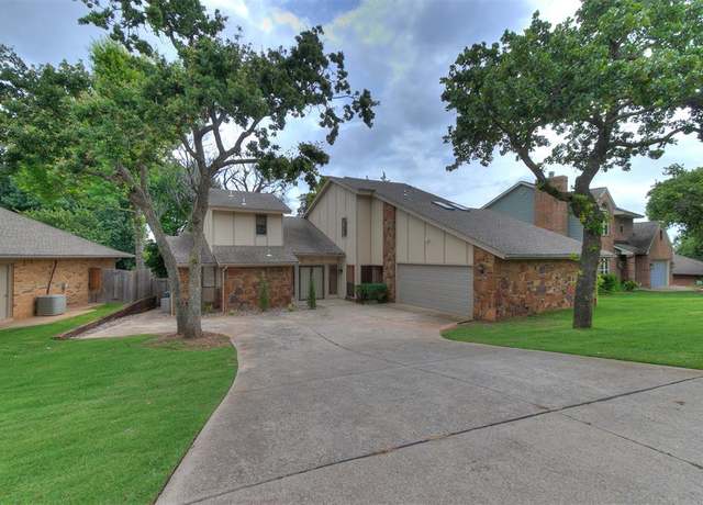 Property at 904 Carfax Rd, Edmond, OK 73034, 4 beds, 3 baths