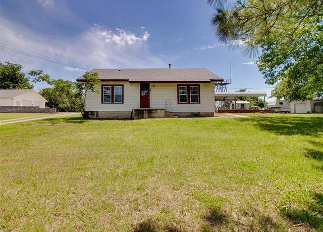 Property at 922 W 7th St, Stroud, OK 74079, 3 beds, 1.5 baths