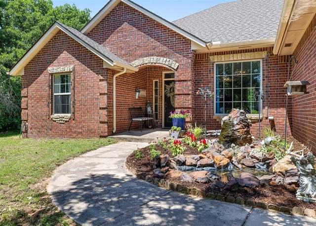 Property at 4706 Red Hawk St, Guthrie, OK 73044, 3 beds, 2 baths