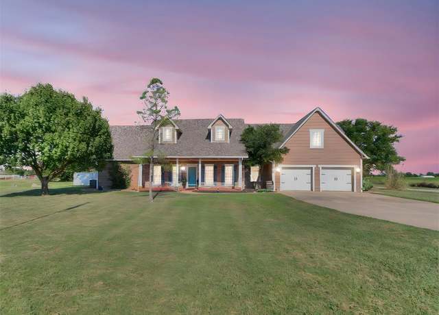 Property at 14550 S Pennsylvania Ave, Edmond, OK 73025, 5 beds, 3.5 baths