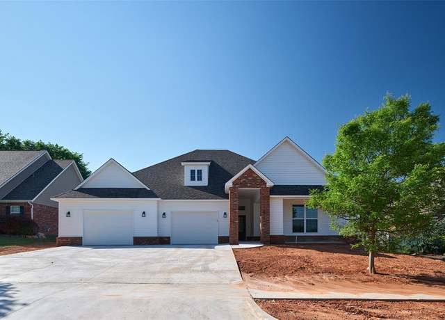 Property at 408 Nantucket Blvd, Norman, OK 73071, 4 beds, 2.5 baths