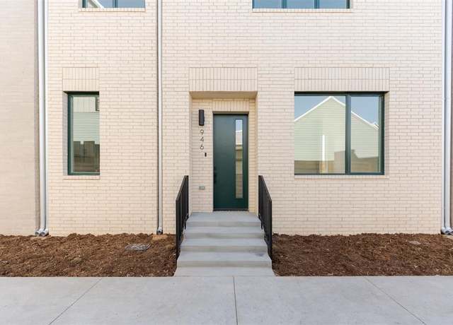 Property at 946 Hangar Dr, Oklahoma City, OK 73108, 2 beds, 2.5 baths