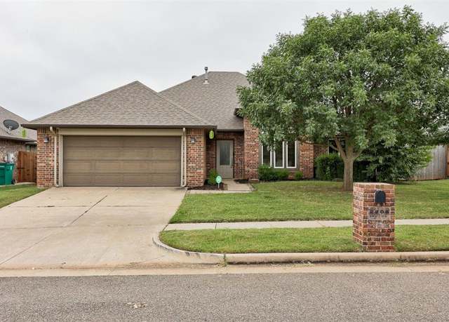 Property at 2208 NW 173rd St, Edmond, OK 73012, 3 beds, 2 baths