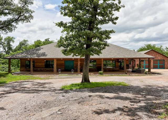 Property at 1128 Flaming Oaks Dr, Norman, OK 73026, 4 beds, 3.5 baths