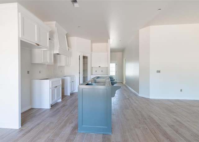 Property at 12417 SW 30th St, Yukon, OK 73099, 4 beds, 2 baths