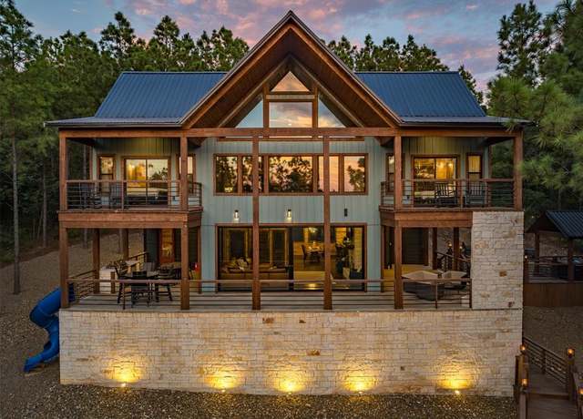Property at 319 Lukfata Fork Trl, Broken Bow, OK 74728, 4 beds, 4.5 baths