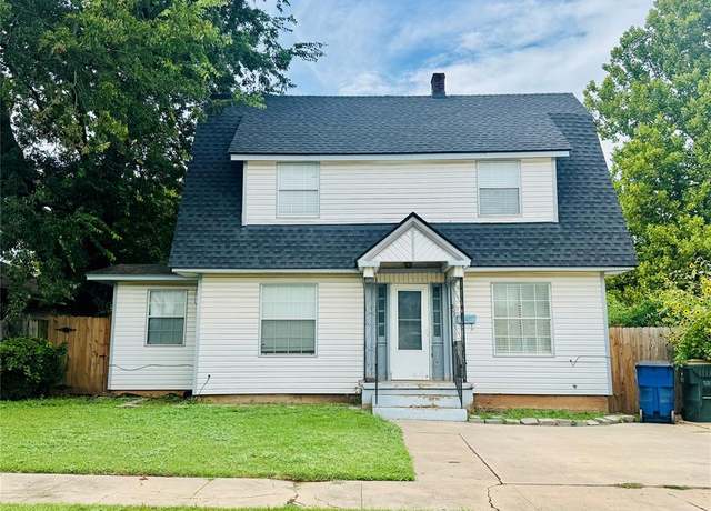 Property at 1124 S 19th St, Chickasha, OK 73018, 3 beds, 2 baths