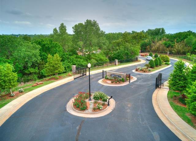 Property at 4425 Redbud Cir, Oklahoma City, OK 73111