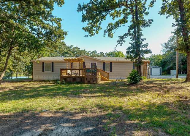 Property at 13706 Oak Grove Ct, Shawnee, OK 74804, 4 beds, 2 baths