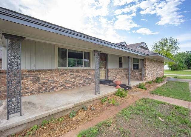 Property at 13257 Highway 76, Lindsay, OK 73052, 2 beds, 2 baths