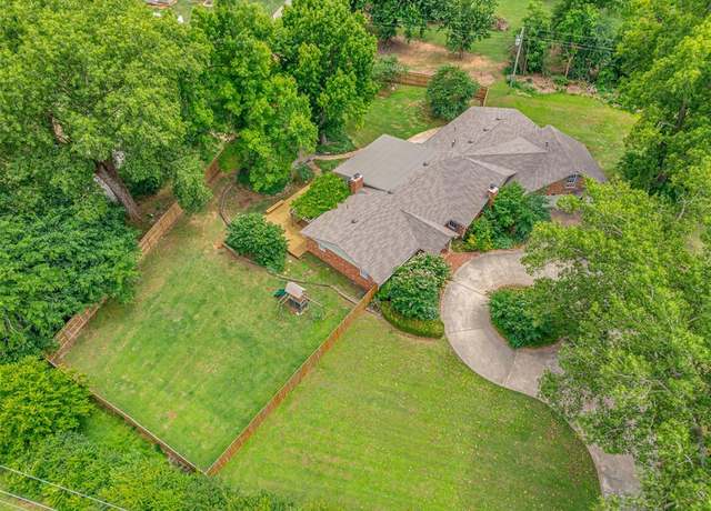 Property at 710 E Main St, Tuttle, OK 73089, 4 beds, 4 baths