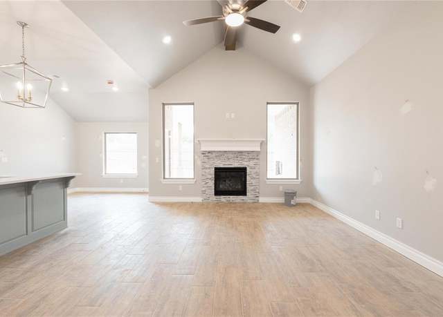 Property at 12429 SW 30th St, Yukon, OK 73099, 4 beds, 2 baths