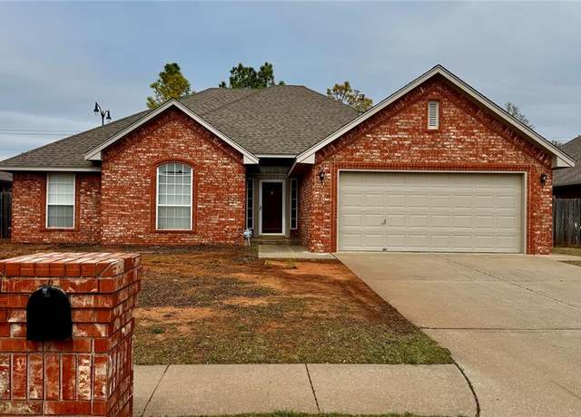 Property at 1429 Wood Duck Dr, Edmond, OK 73013, 4 beds, 2 baths