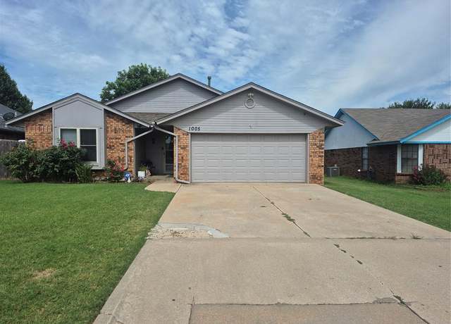 Property at 1005 N Kirk Way, Mustang, OK 73064, 3 beds, 2 baths