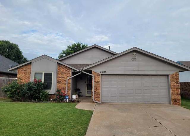 Property at 1005 N Kirk Way, Mustang, OK 73064, 3 beds, 2 baths