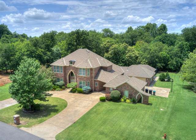Property at 401 S Riverside Dr, Moore, OK 73160, 5 beds, 4.5 baths