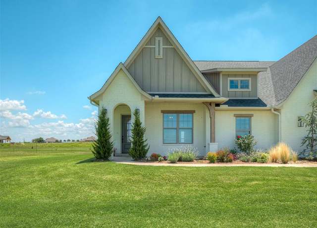 Property at 7290 NE Hawk Dr, Piedmont, OK 73078, 3 beds, 2.5 baths