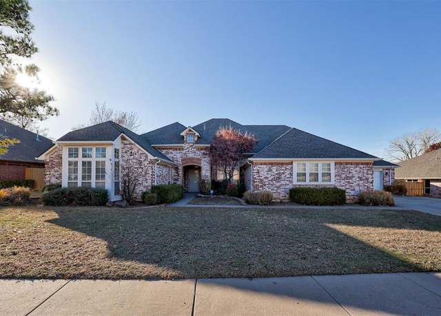 Property at 19705 Filly Dr, Edmond, OK 73012, 4 beds, 3 baths