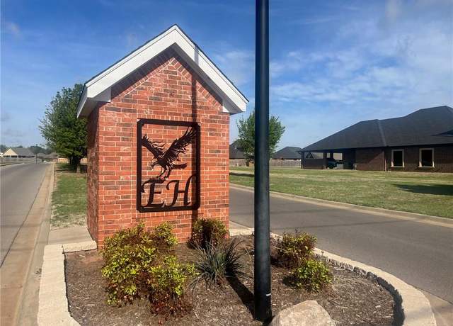 Property at 708 Cornerstone Ave, Weatherford, OK 73096
