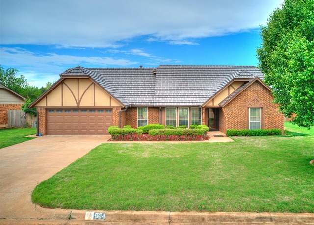 Property at 904 Park Pl, Kingfisher, OK 73750, 3 beds, 2.5 baths