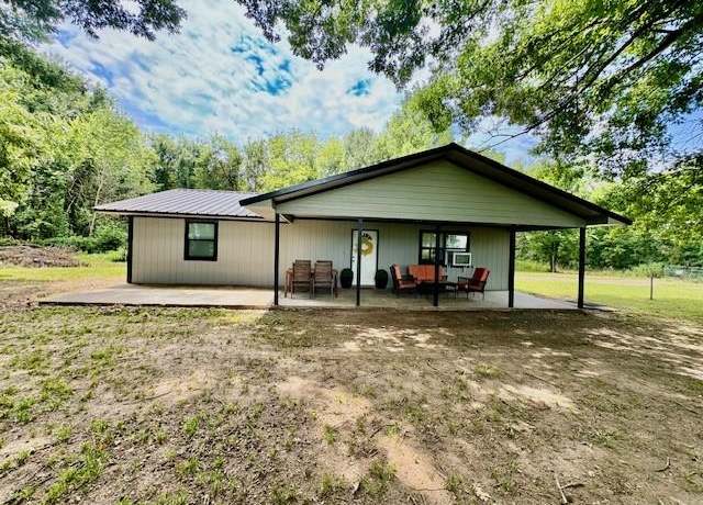 Property at 410948 E 1180 Rd, Eufaula, OK 74432, 2 beds, 1 bath