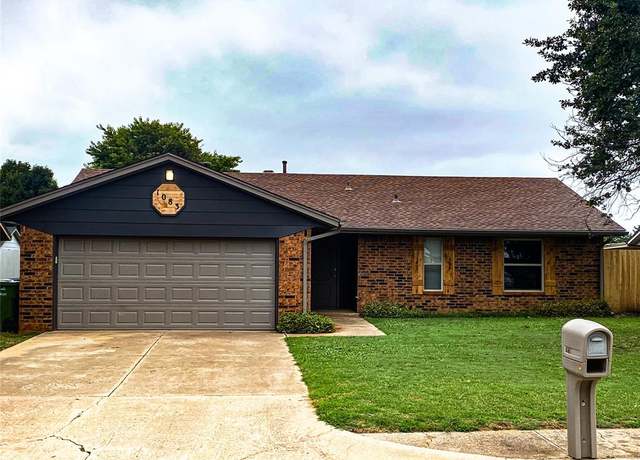Property at 1083 Cumberland Mansion, Yukon, OK 73099, 3 beds, 2 baths