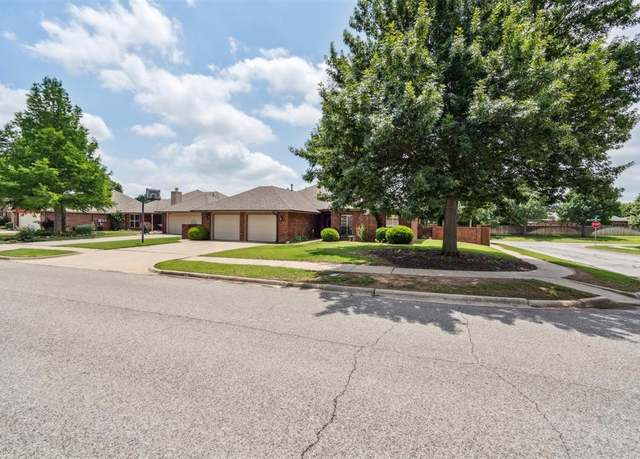 Property at 3812 Glisten Ct, Norman, OK 73072, 3 beds, 2 baths