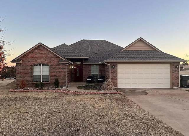 Property at 550 Cole Dr, Guthrie, OK 73044, 4 beds, 2 baths