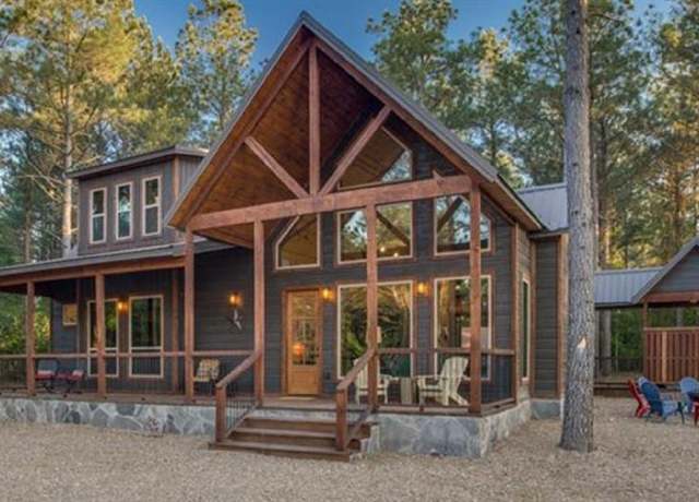 Property at 135 Stone Pine Ln, Broken Bow, OK 74728, 3 beds, 3.5 baths