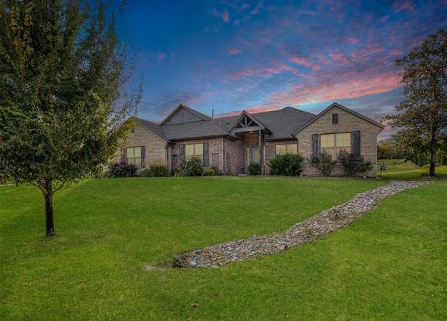 Property at 5608 Courtland Ln, Choctaw, OK 73020, 4 beds, 3.5 baths