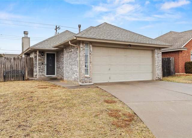 Property at 2001 Sunset Dr, Moore, OK 73160, 2 beds, 2 baths